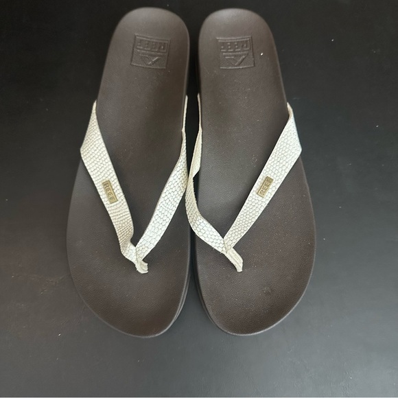 Reef Cushion Court White Black Sassy Women's Flip Flop Sandals Size 10 Thongs - Picture 5 of 10